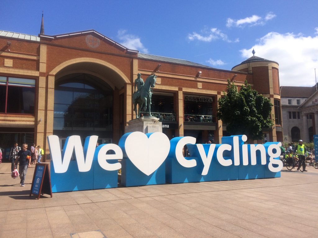 We heart cycling text by the Godiva Statue